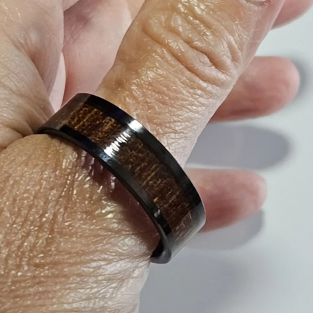 Three Keys Black With Wood Grain Look Men's Ring Size 13.5